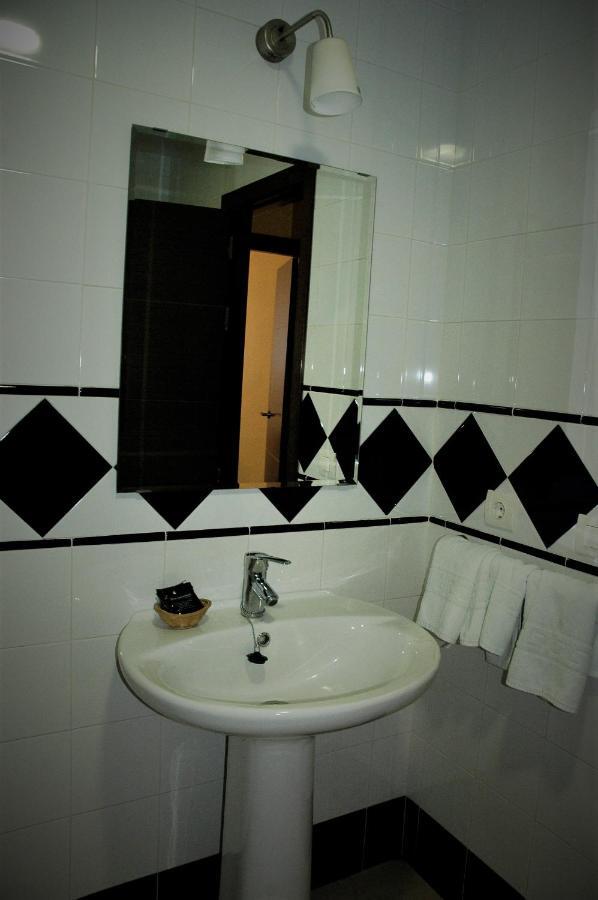 Apartamentos Sancho IV كورتيغانا المظهر الخارجي الصورة