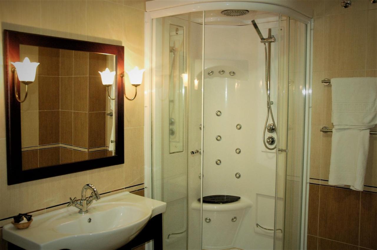 Apartamentos Sancho IV كورتيغانا المظهر الخارجي الصورة