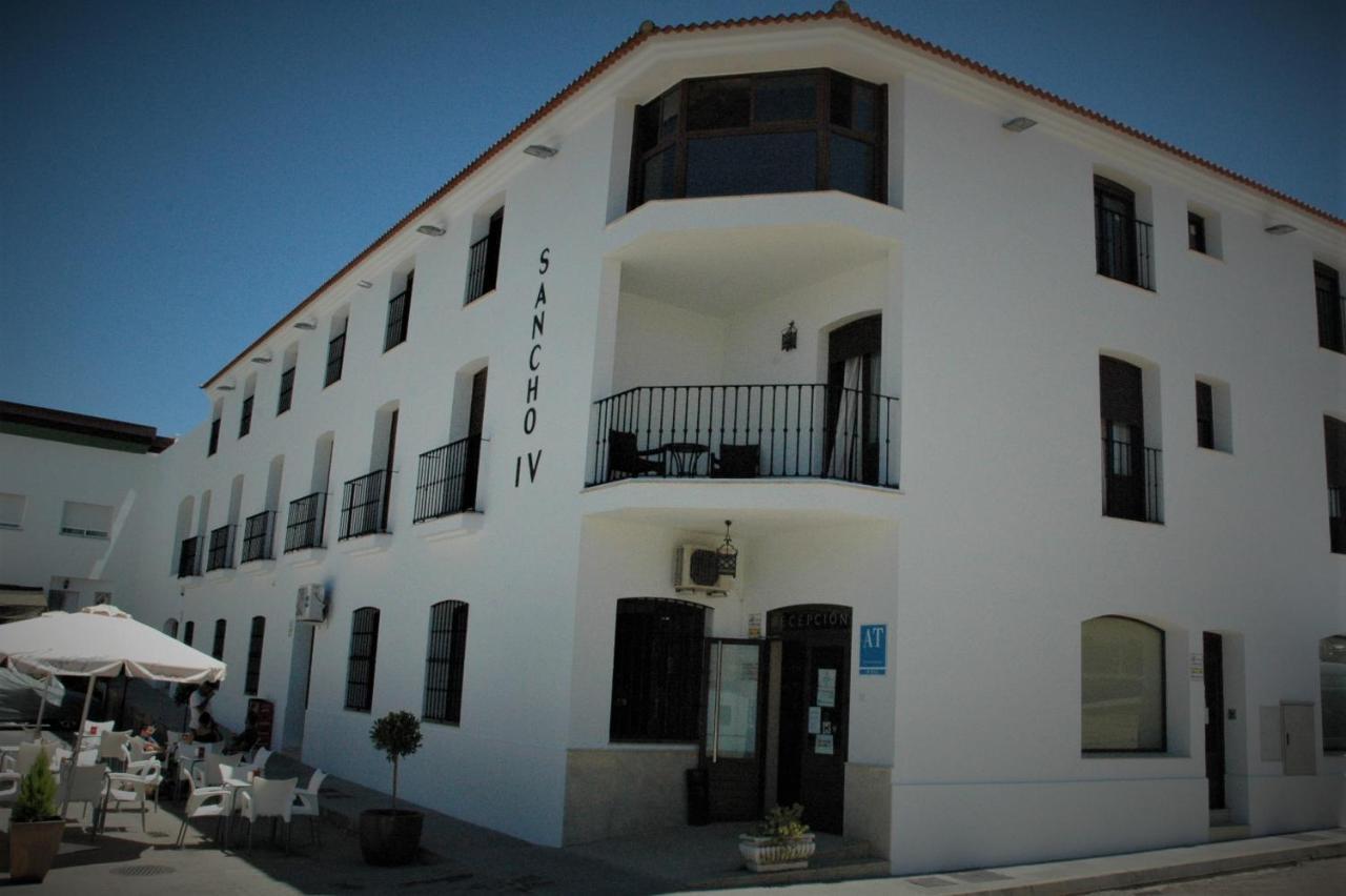 Apartamentos Sancho IV كورتيغانا المظهر الخارجي الصورة