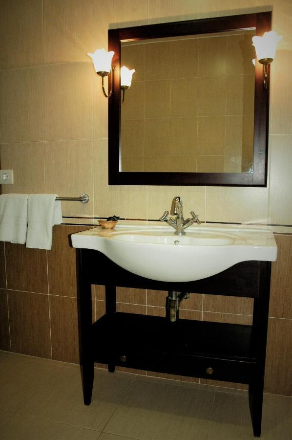 Apartamentos Sancho IV كورتيغانا المظهر الخارجي الصورة